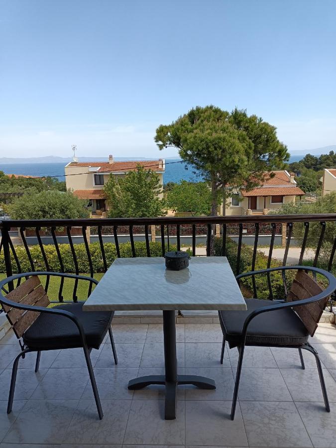 Marios Garden House Apartment Афитос Екстериор снимка