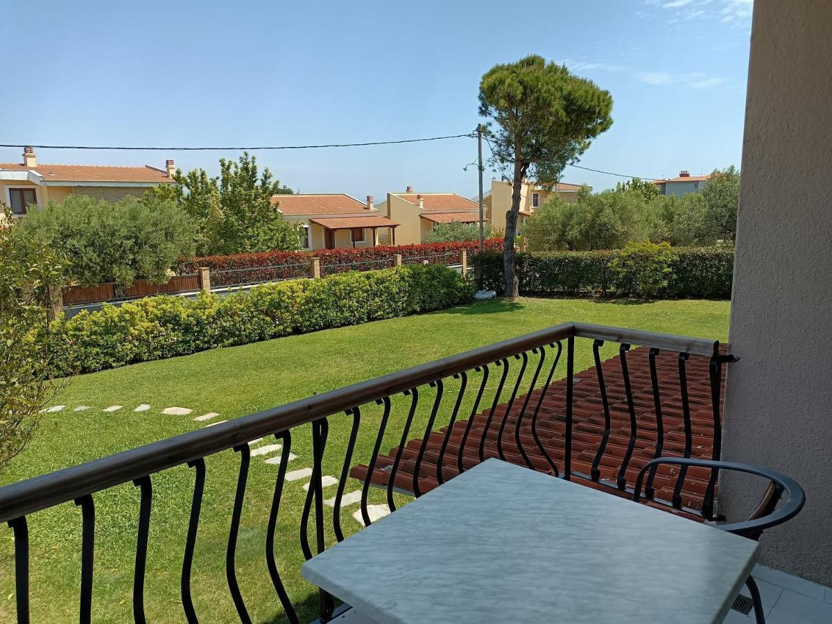 Marios Garden House Apartment Афитос Екстериор снимка