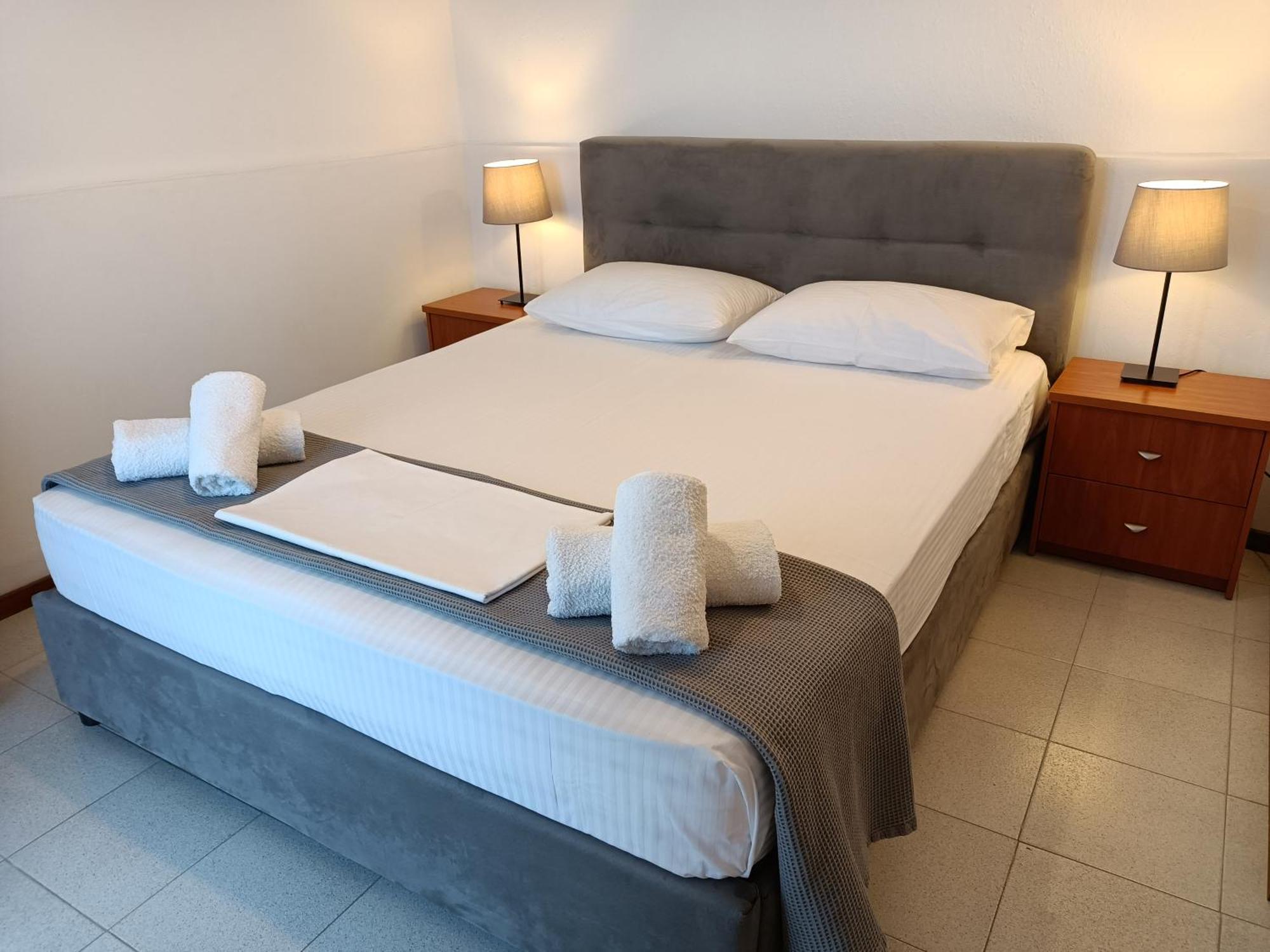 Marios Garden House Apartment Афитос Стая снимка