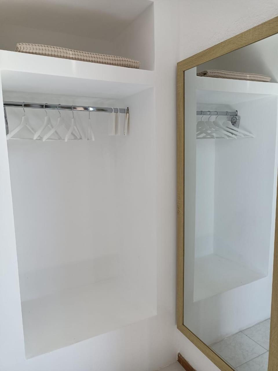 Marios Garden House Apartment Афитос Стая снимка