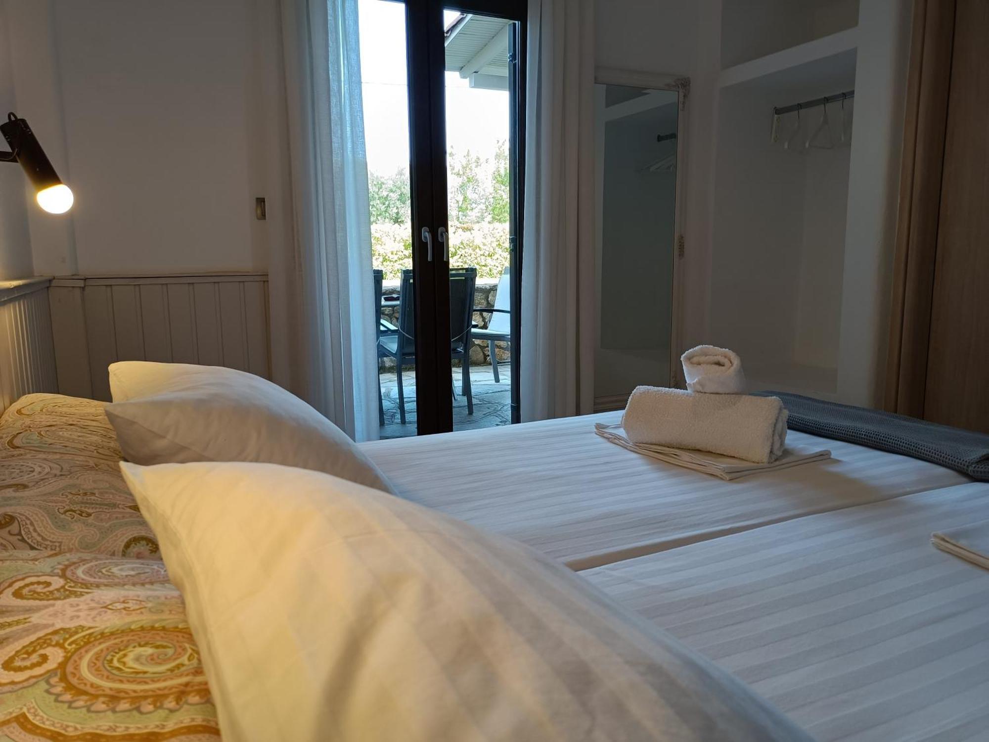 Marios Garden House Apartment Афитос Стая снимка